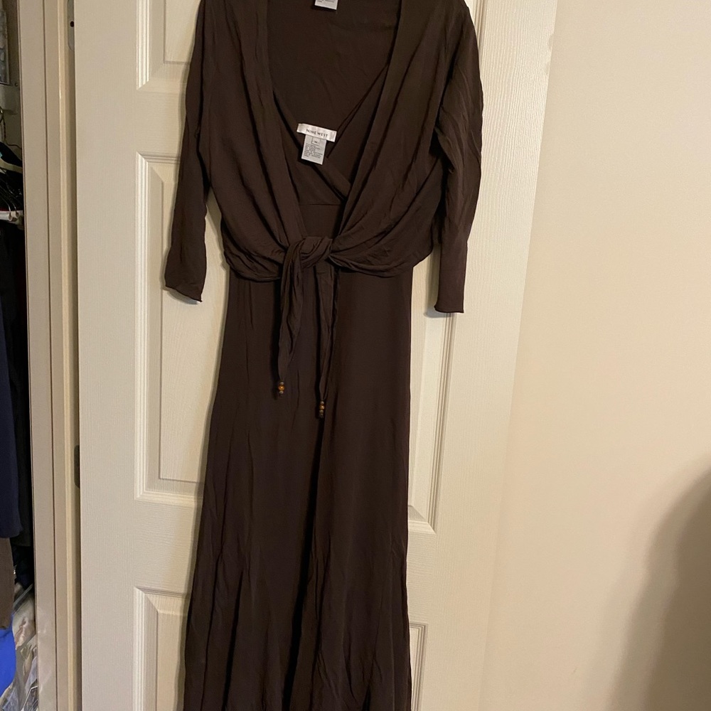 Nine West dress. Comes with a shrug!